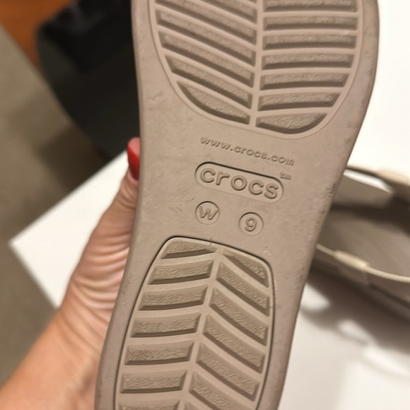 Crocs - Picture 7 of 7